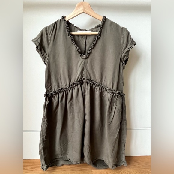 Zara XS Dress - Picture 1 of 3